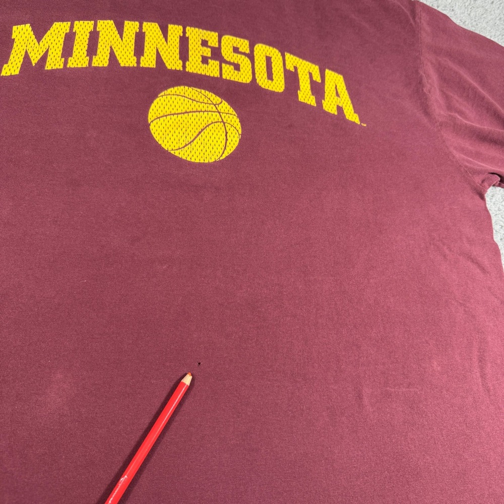 University Of Minnesota Basketball T-Shirt Size XL Golden Gophers NCAA - Picture 7 of 10